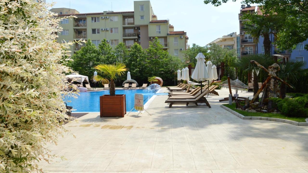 Bratanov Harmony Suites 3 Jungle 阳光海滩 外观 照片