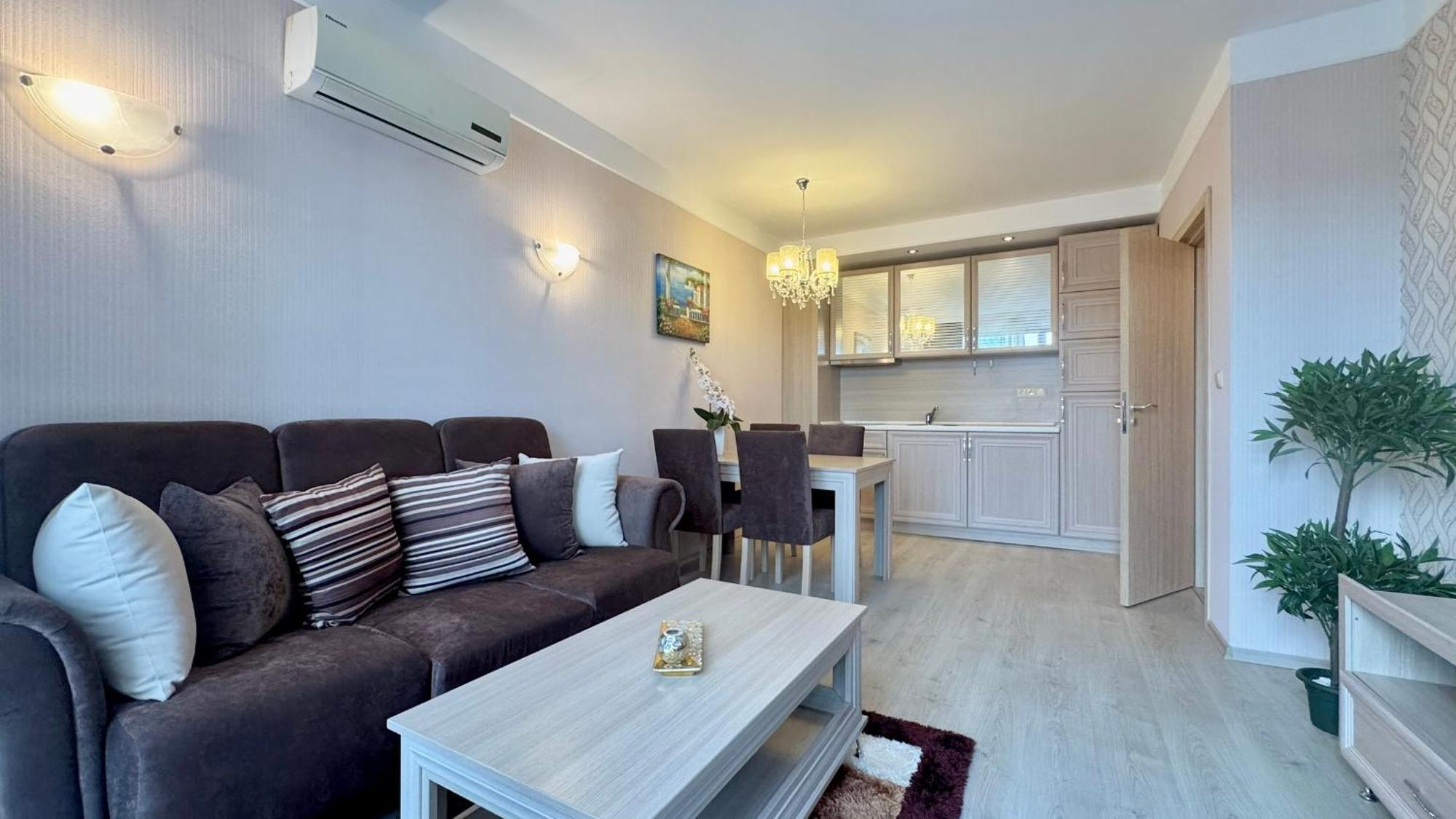 Bratanov Harmony Suites 3 Jungle 阳光海滩 外观 照片